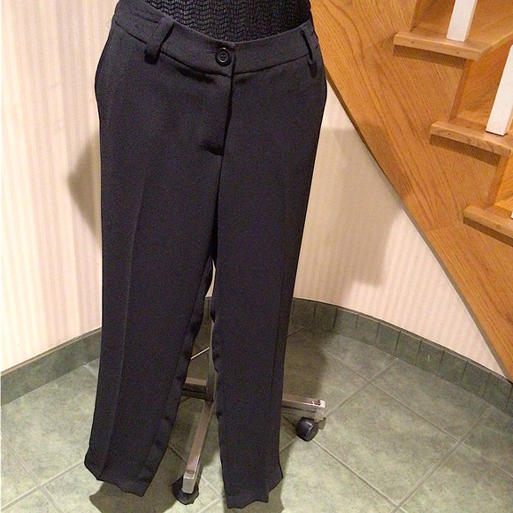 NWOT Black dress pant with piping along outer leg - Picture 2 of 4